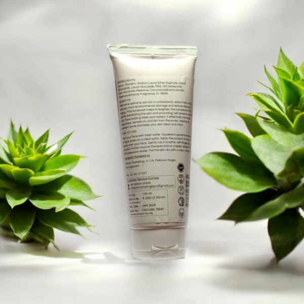 Redwine Face Wash – Gentle Exfoliation and Brightening in Every Wash